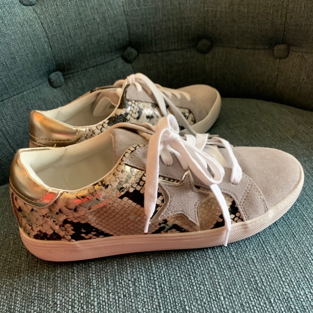 Steve Madden sneakers